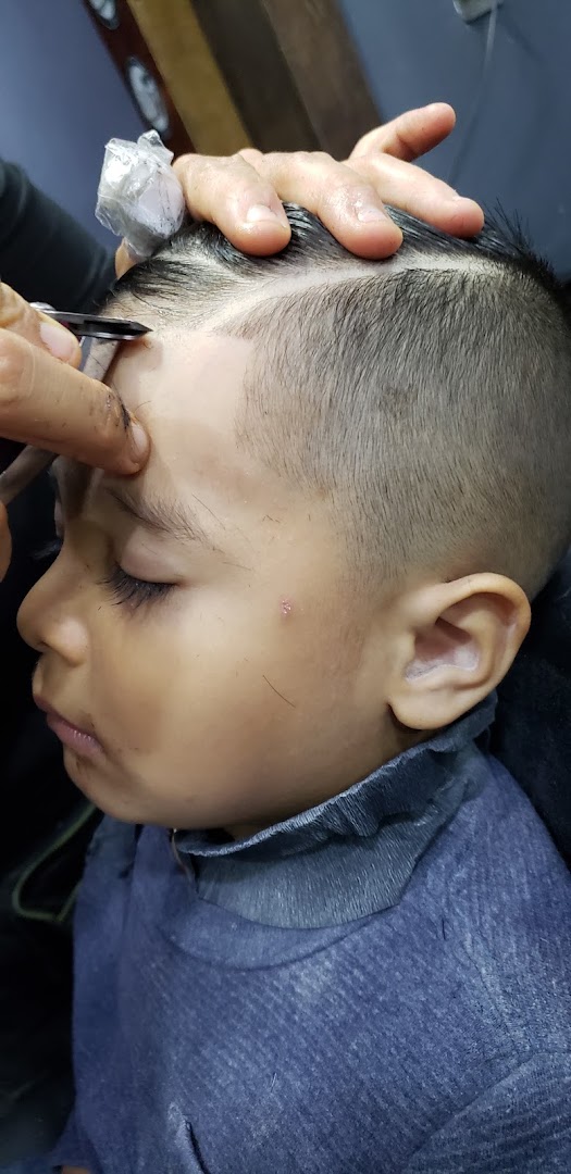 Trabajo de Barbería Gera y Yamely